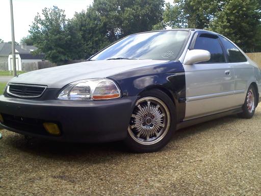 fixed the fenders and cleared the headlights :)